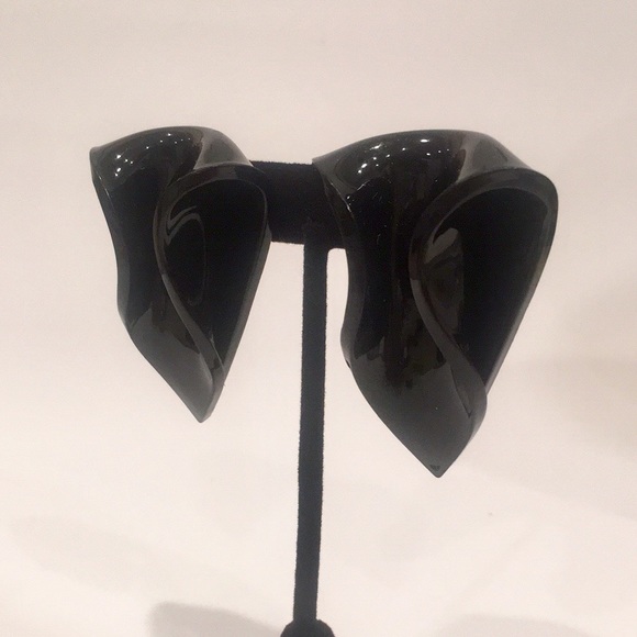 Vintage Earrings - Picture 2 of 5